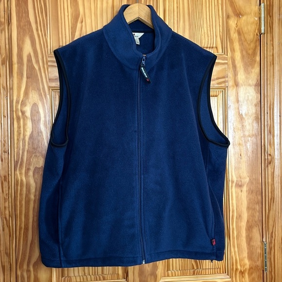 Woolrich men’s fleece vest. Size extra large. Excellent condition. - Picture 1 of 6